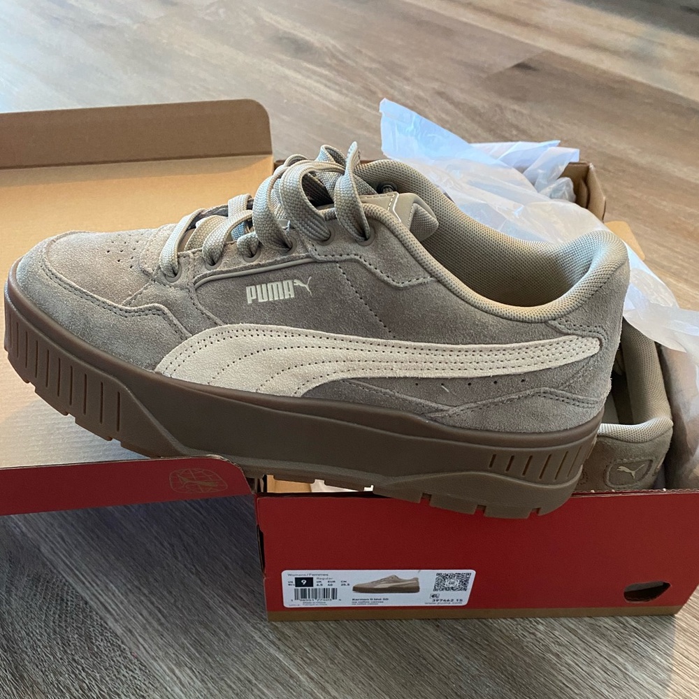 Puma Women’s Beige Suede Sneakers